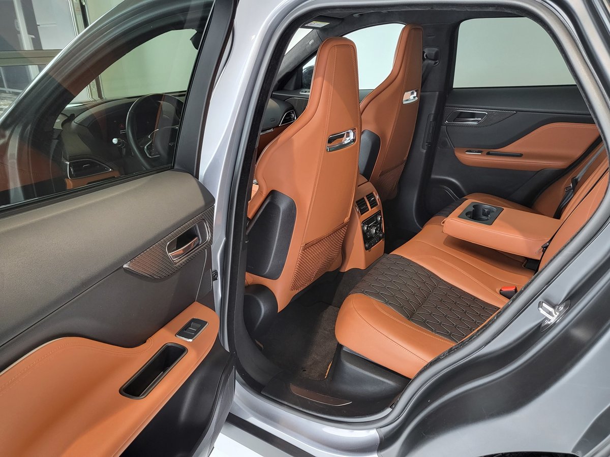 JAGUAR F-Pace 5.0 V8 SVR AWD Automatik, Essence, Occasion / Utilisé, Automatique - 6