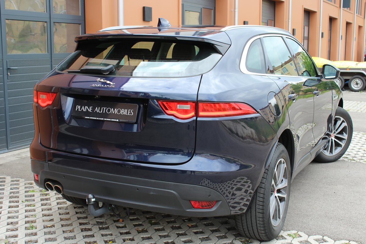 JAGUAR F-Pace 2.0d R-Sport AWD Automatik, Diesel, Occasion / Gebraucht, Automat - 6