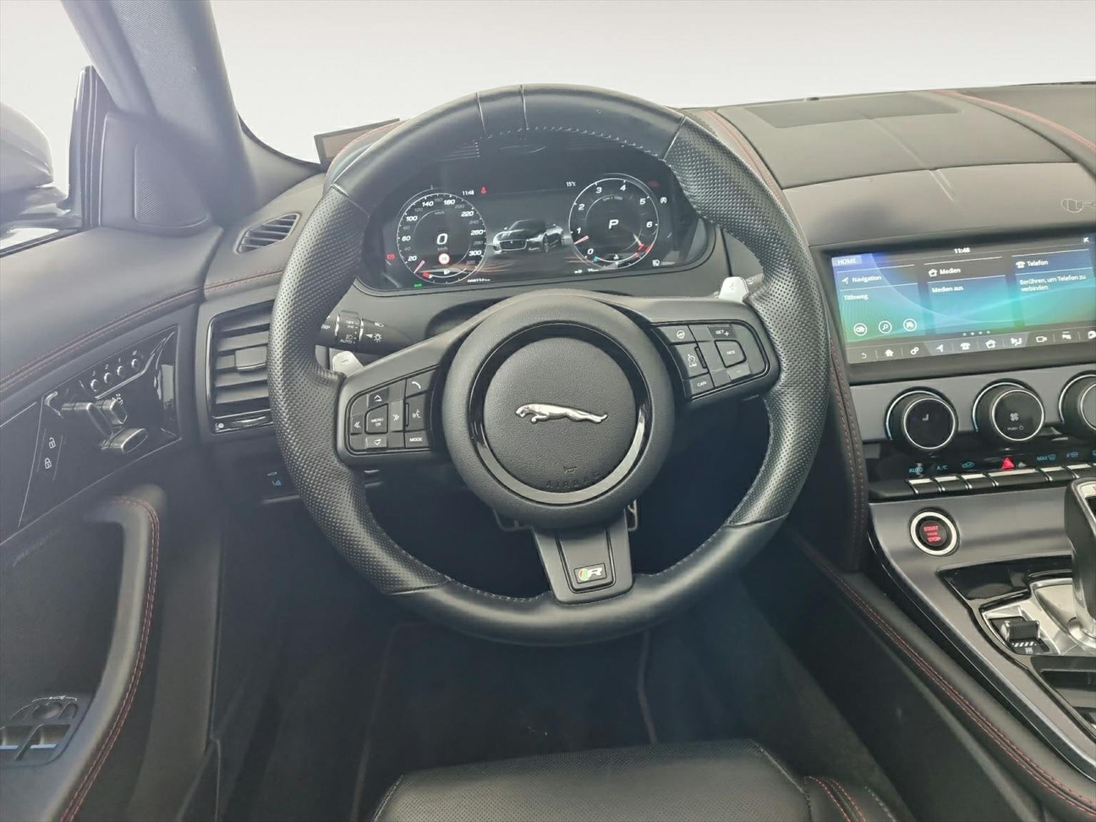 JAGUAR F-Type Convertible 5.0 V8 R75 AWD, Benzin, Occasion / Gebraucht, Automatik - 7