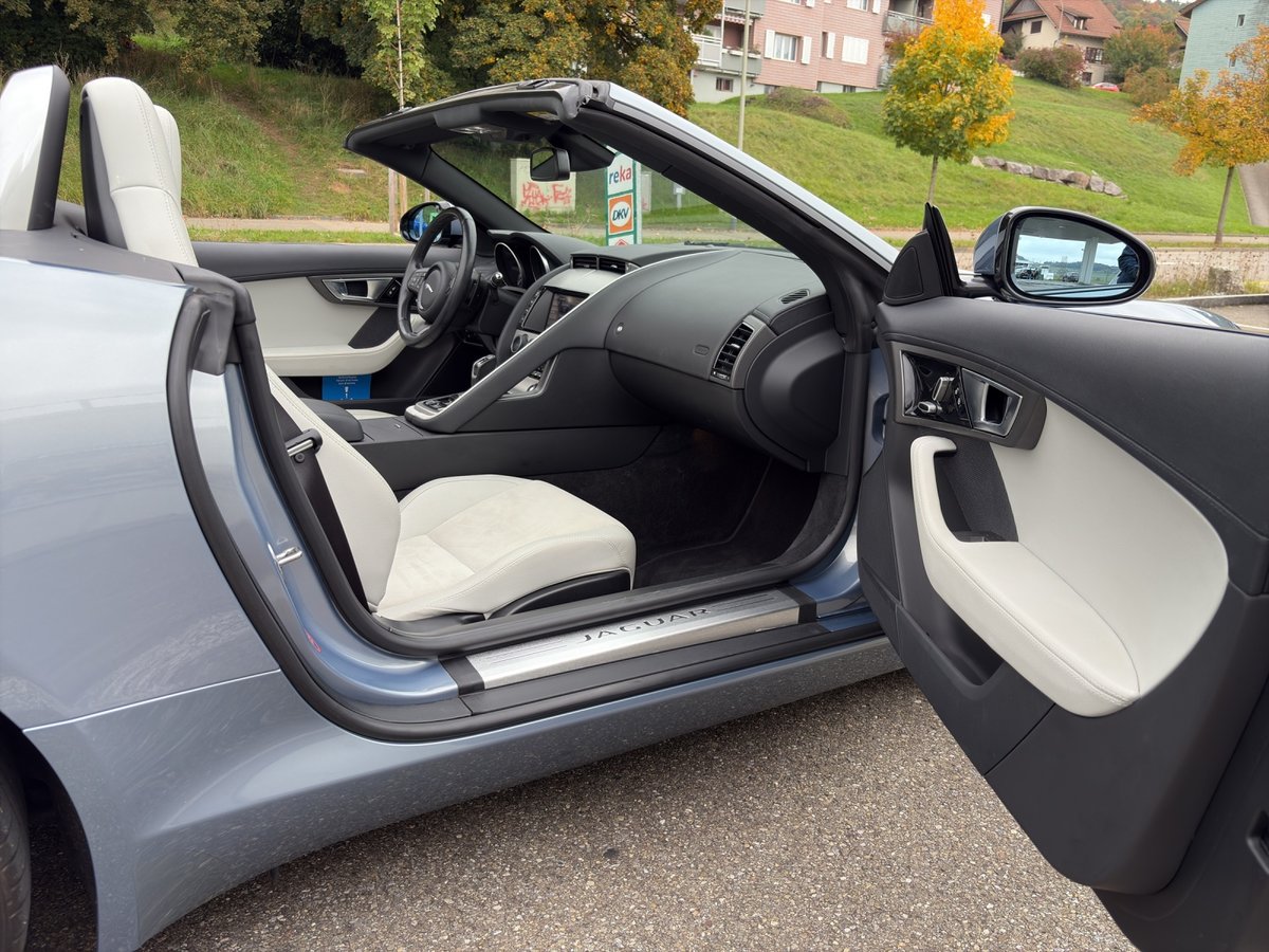 JAGUAR F-Type Convertible 3.0 V6 S/C, Benzin, Occasion / Gebraucht, Automat - 7