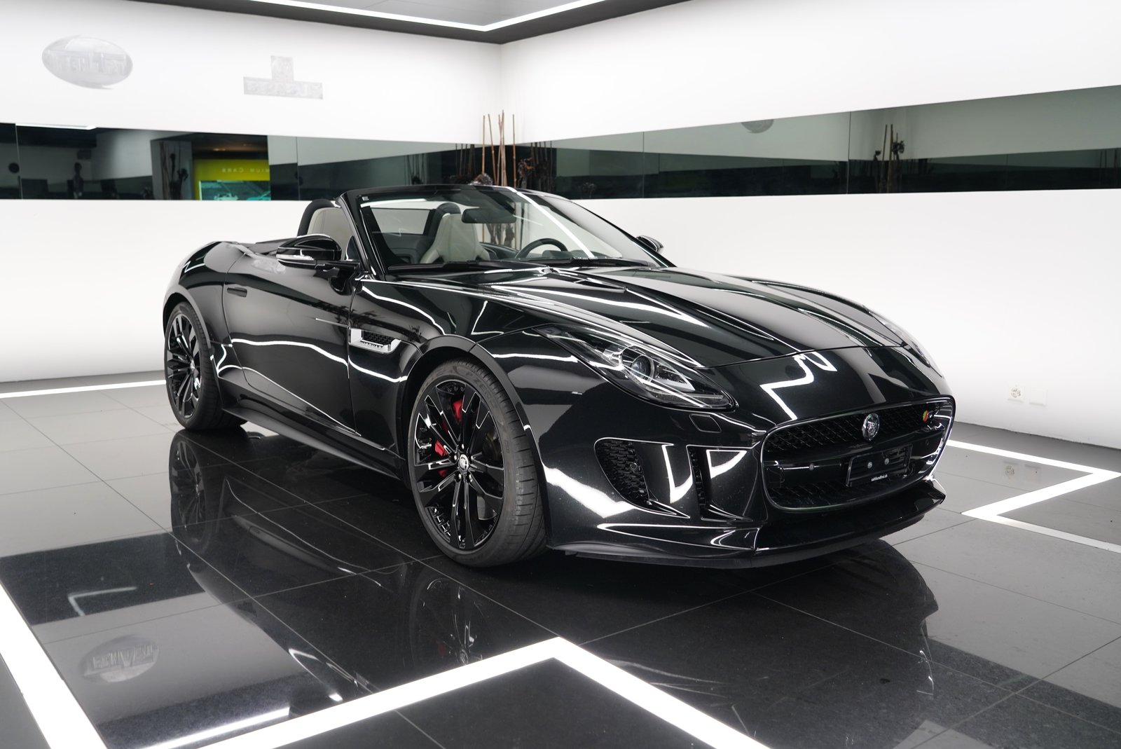 JAGUAR F-Type S 5.0 V8 S/C, Benzin, Occasion / Gebraucht, Automatik - 2