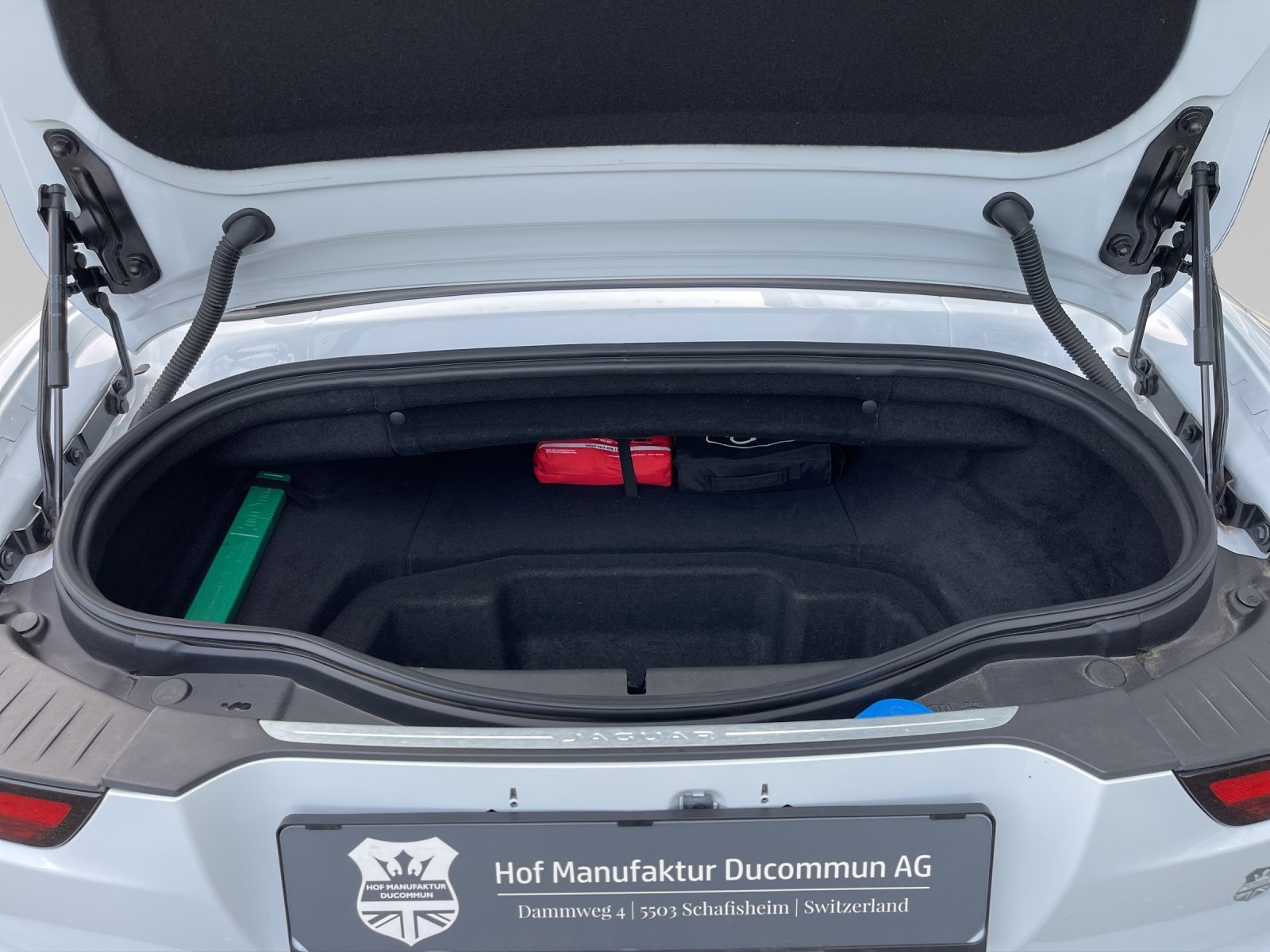 JAGUAR F-Type Convertible 2.0 I4 R-Dynamik Automatik, Essence, Occasion / Utilisé, Automatique - 6
