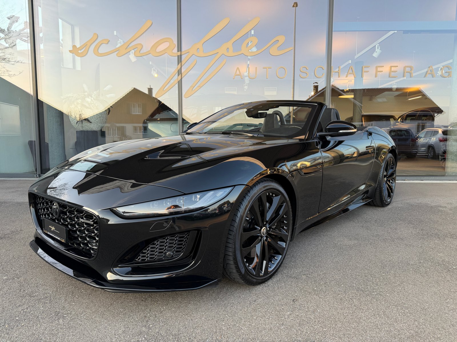 JAGUAR F-Type Convertible 2.0 I4 R-Dynamic Automatik, Essence, Occasion / Utilisé, Automatique - 2