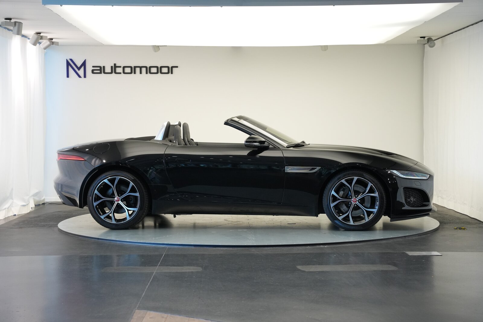 JAGUAR F-Type Convertible 2.0 I4 Automatik, Essence, Occasion / Utilisé, Automatique - 4