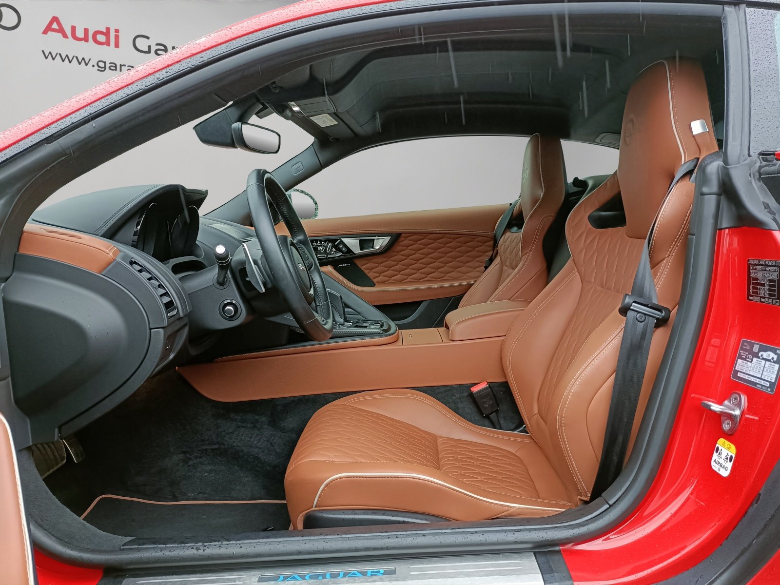 JAGUAR F-Type Coupé R 5.0 V8 SVR AWD, Essence, Occasion / Utilisé, Automatique - 6