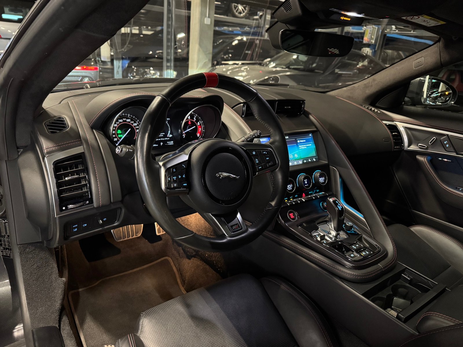 JAGUAR F-Type 2.0 I4 R-Dynamic Automatik, Essence, Occasion / Utilisé, Automatique - 7