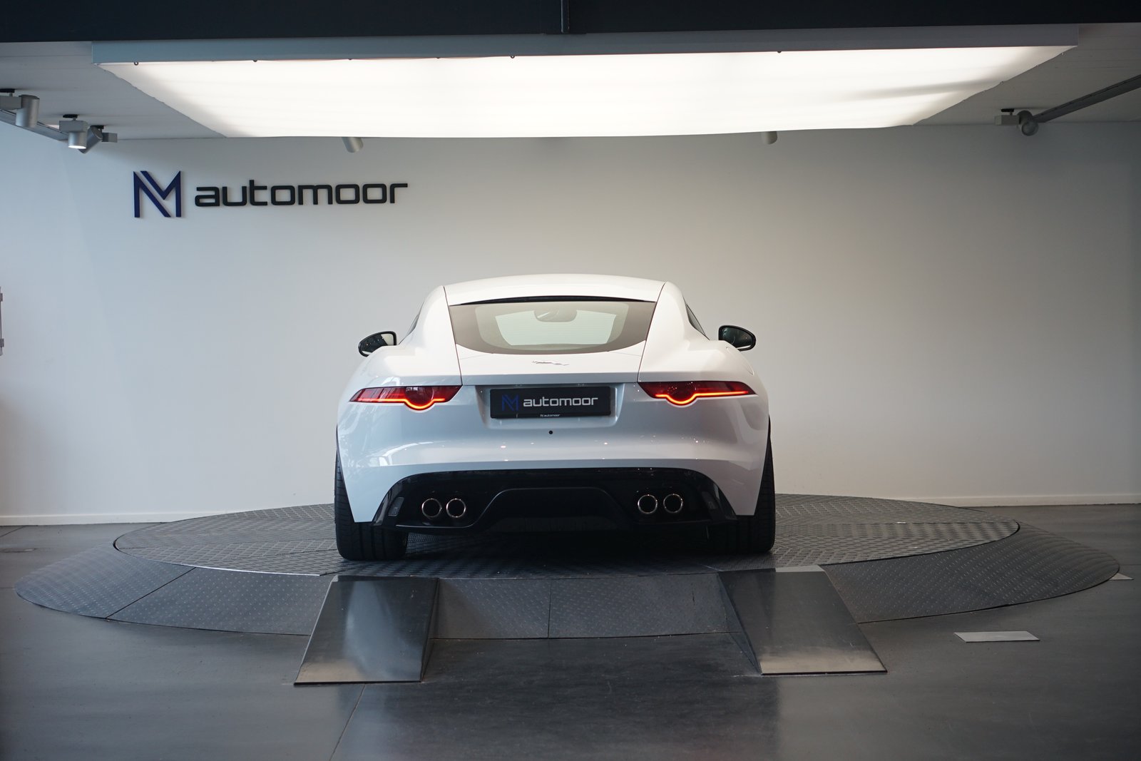 JAGUAR F-Type Coupé R 5.0 V8 S/C, Petrol, Second hand / Used, Automatic - 6