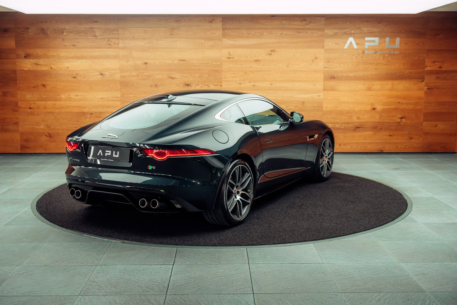 JAGUAR F-Type Coupé R 5.0 V8 S/C, Petrol, Second hand / Used, Automatic - 3