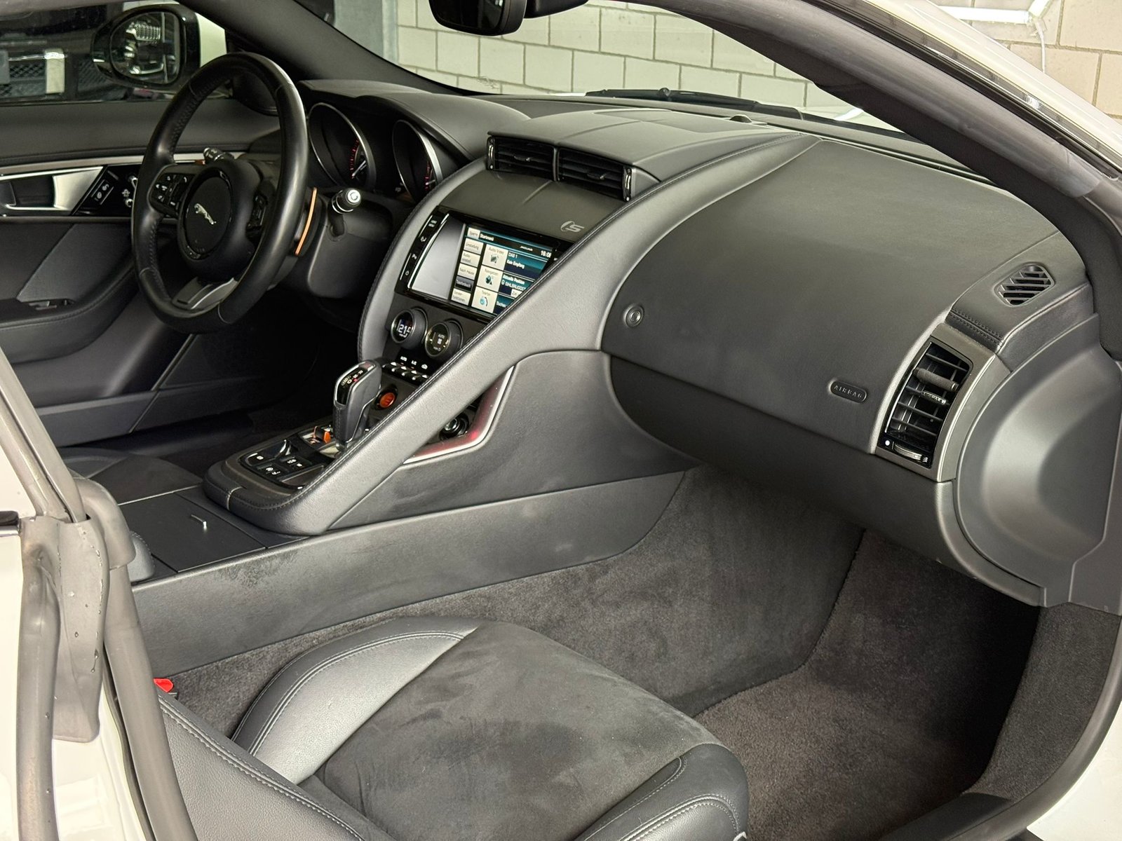 JAGUAR F-Type Coupé S 3.0 V6 S/C, Benzin, Occasion / Gebraucht, Automatik - 7