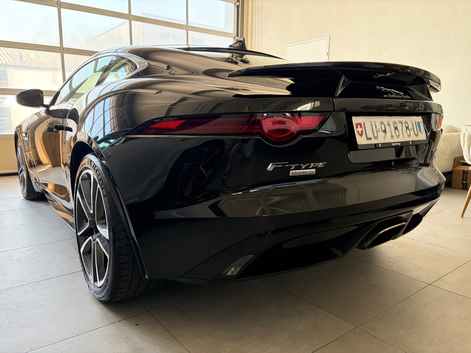 JAGUAR F-Type 2.0 I4 R-Dynamic Automatik, Benzin, Occasion / Gebraucht, Automatik - 2