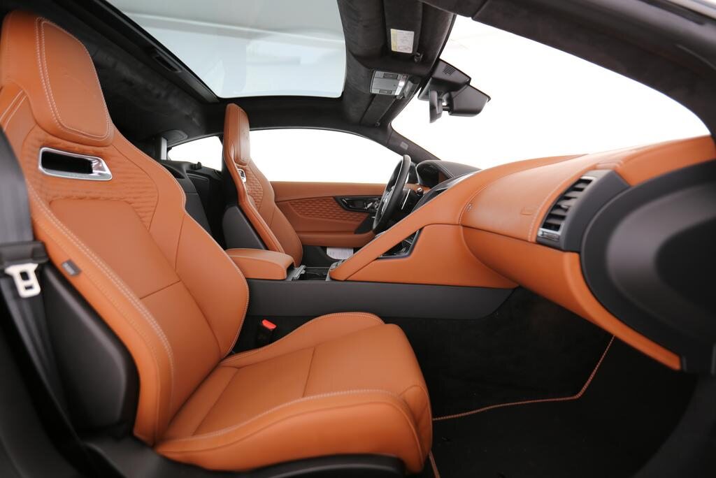 JAGUAR F-Type Coupé 2.0 R-Dynamic, Benzin, Occasion / Gebraucht, Automatik - 3