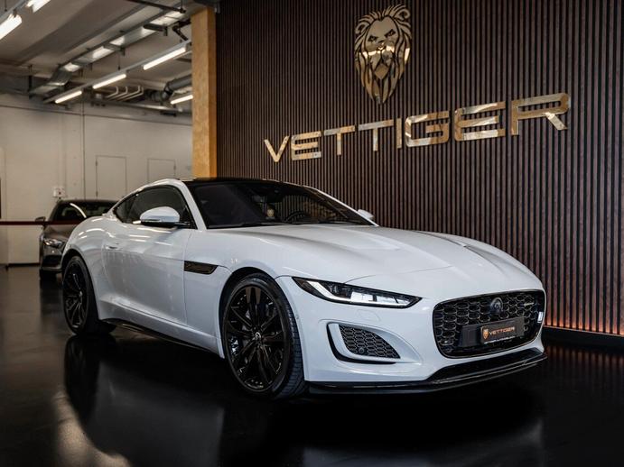 JAGUAR F-Type Coupé 2.0 I4 R-Dynamic Automatik, Benzin, Occasion / Gebraucht, Automatik