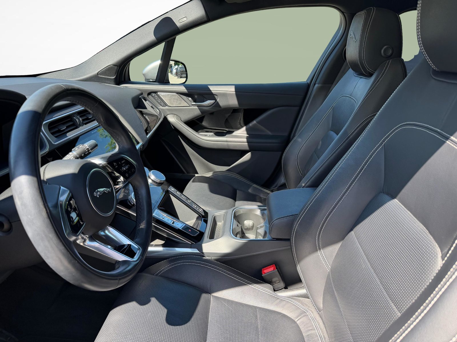 JAGUAR I-Pace EV400 SE AWD, Elektro, Occasion / Gebraucht, Automatik - 4