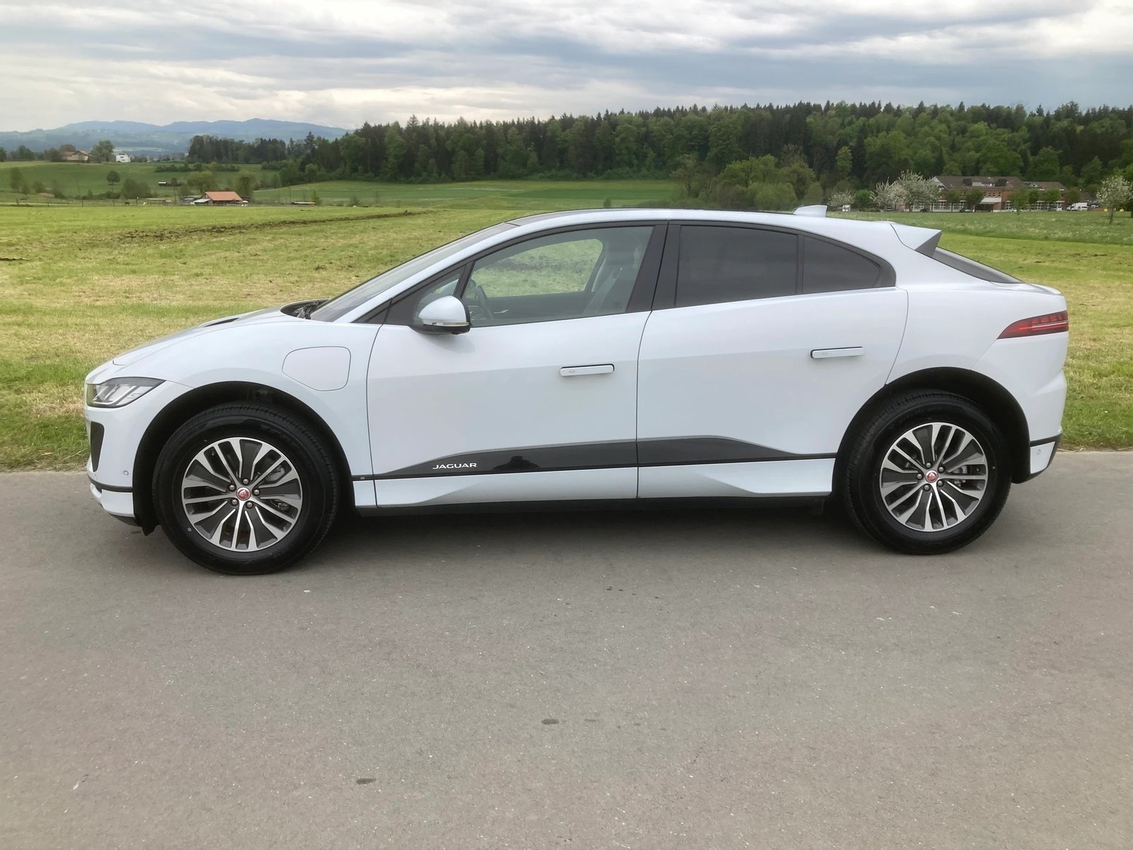JAGUAR I-Pace EV400 S AWD, Elektro, Occasion / Gebraucht, Automatik - 5