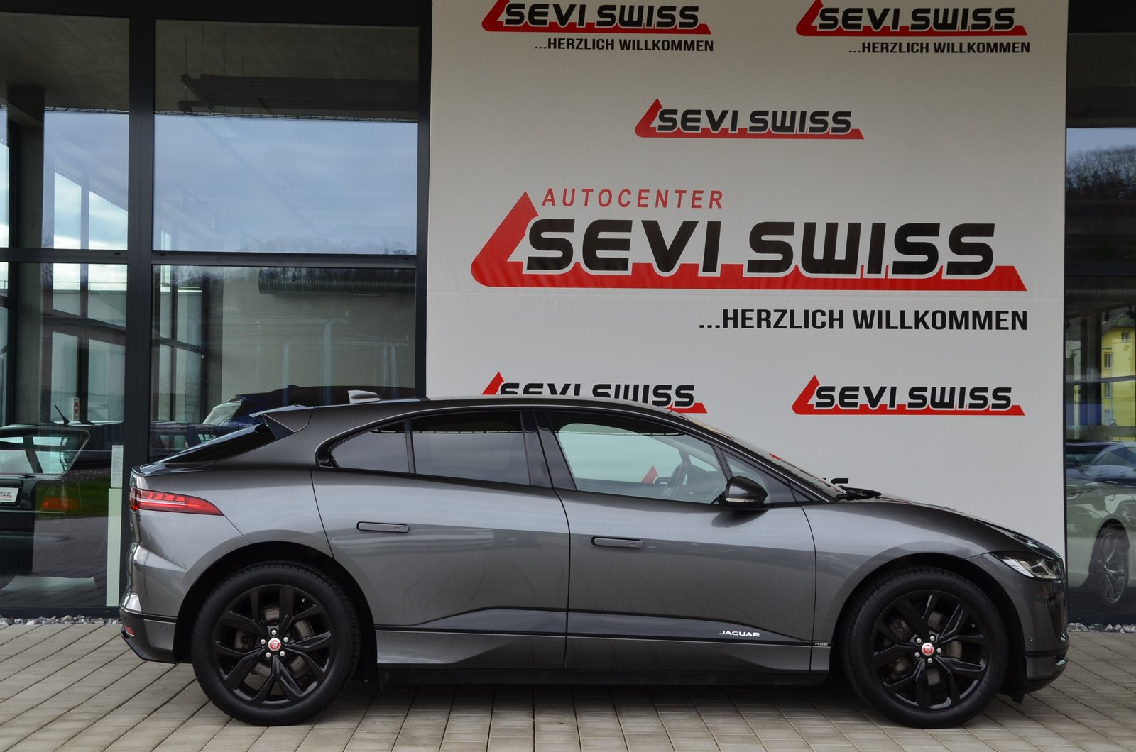 JAGUAR I-Pace EV400 HSE AWD*Frisch ab MFK,1 Jahr oder 20'000, Elektro, Occasion / Gebraucht, Automatik - 2