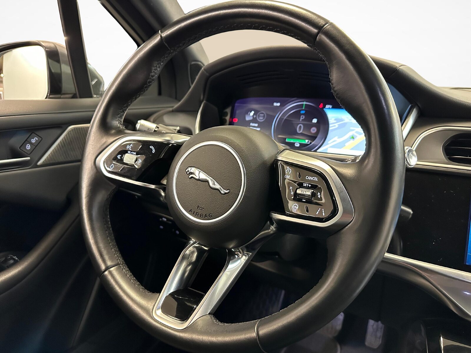 JAGUAR I-Pace EV400 SE AWD, Electric, Second hand / Used, Automatic - 7