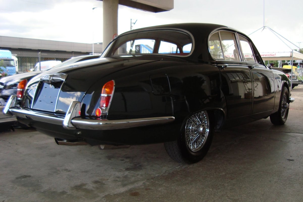 JAGUAR MK 2 3.8 S-Type Veteran, Petrol, Second hand / Used, Manual - 6