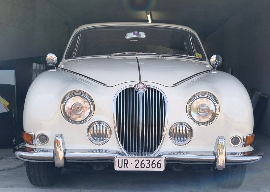 JAGUAR S-TYPE MK2, Petrol, Second hand / Used, Manual - 4