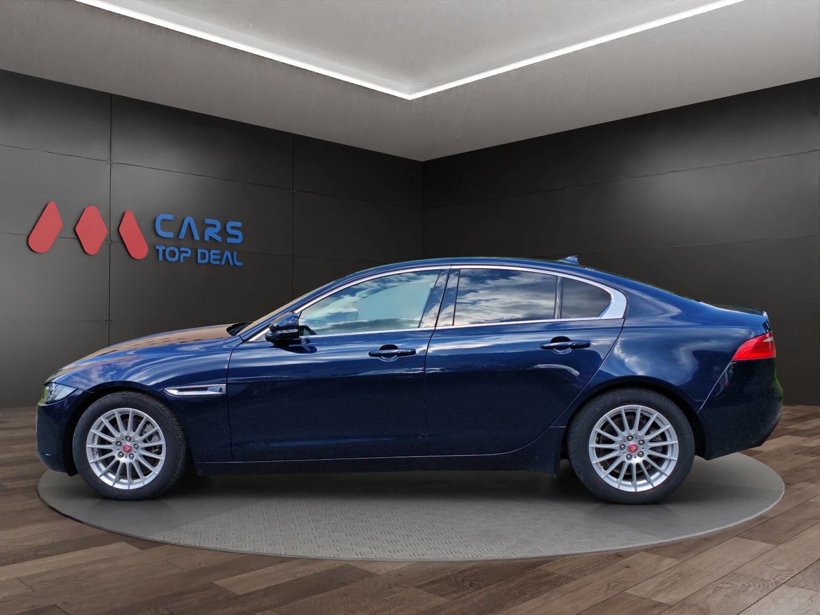 JAGUAR XE E-Performance 20d Prestige Automat [Expertise du jour + G, Diesel, Second hand / Used, Automatic - 2