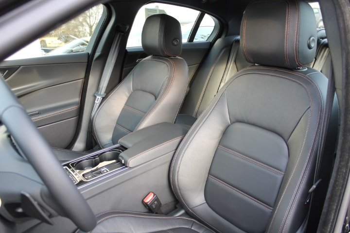 JAGUAR XE 20d Prestige Automat, Diesel, Second hand / Used, Automatic - 5