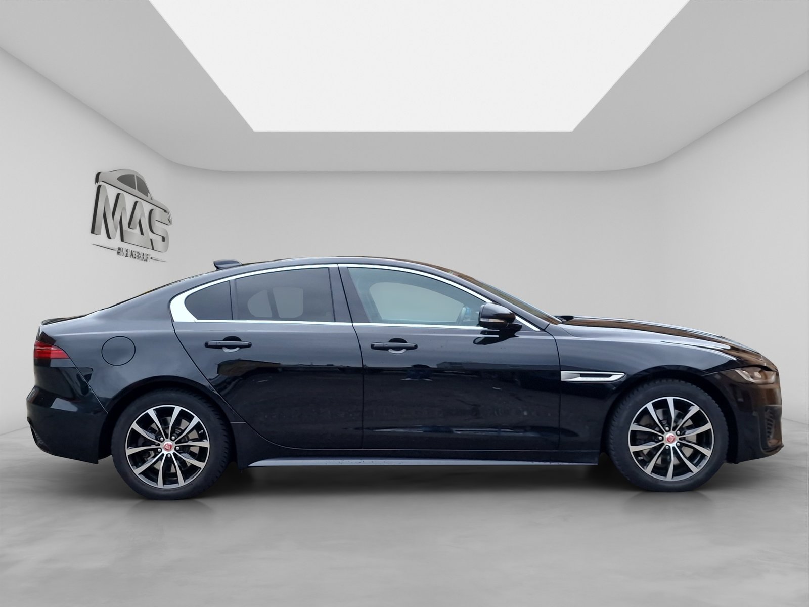 JAGUAR XE 2.0d R-Dynamic SE D180 AWD Automat, Diesel, Second hand / Used, Automatic - 7