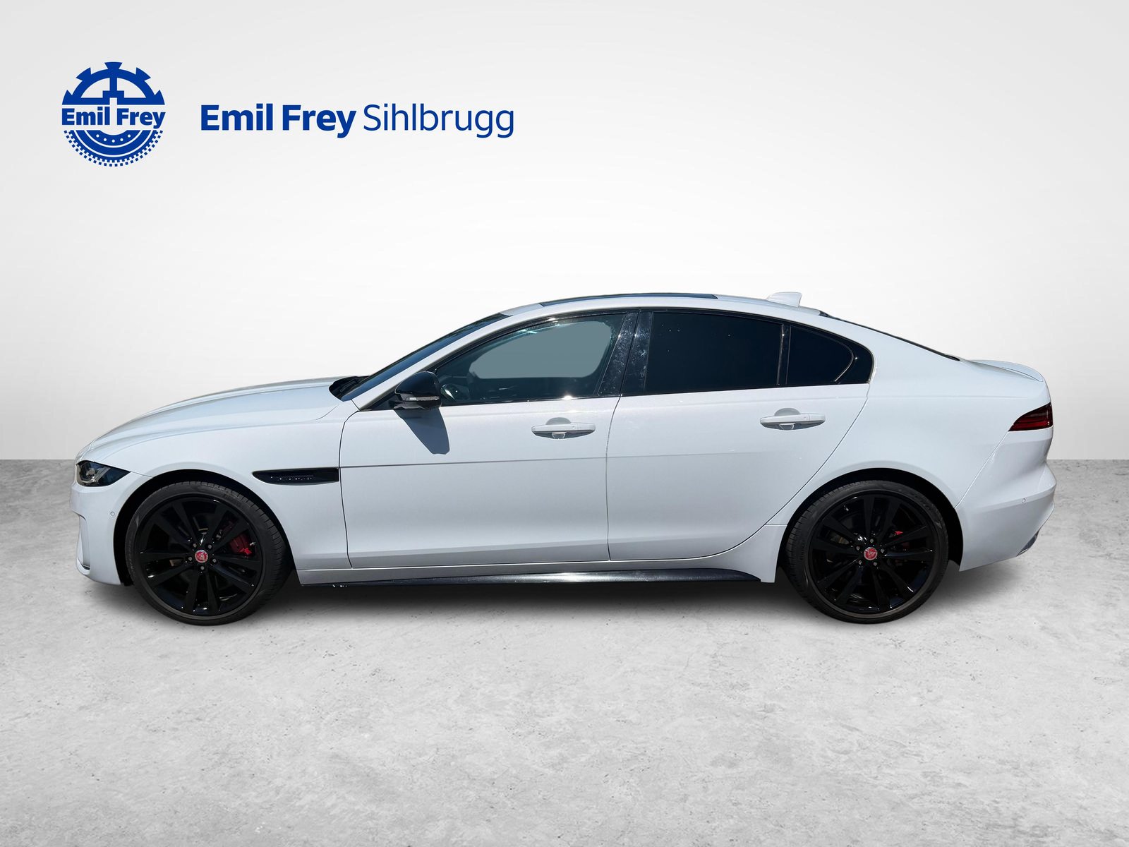 JAGUAR XE 2.0 T 300 R-Dynamic Black AWD, Benzina, Occasioni / Usate, Automatico - 5
