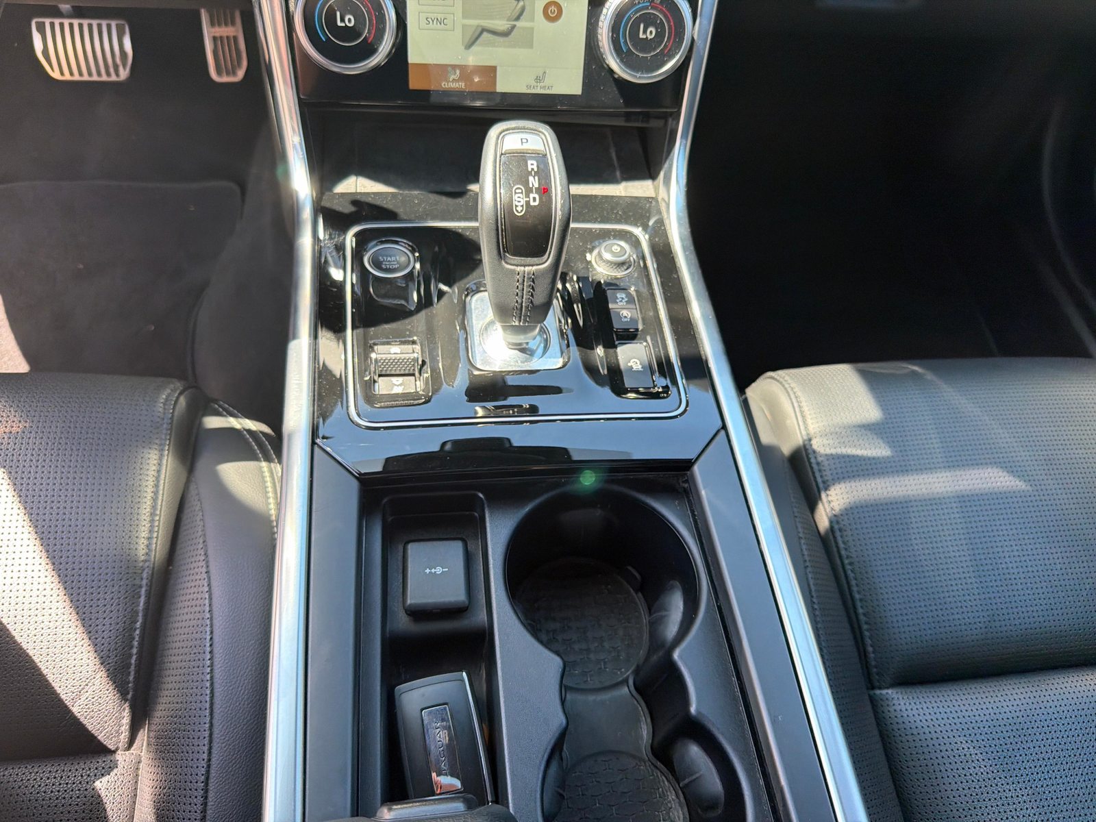 JAGUAR XE 2.0 T 300 R-Dynamic Black AWD, Benzina, Occasioni / Usate, Automatico - 6