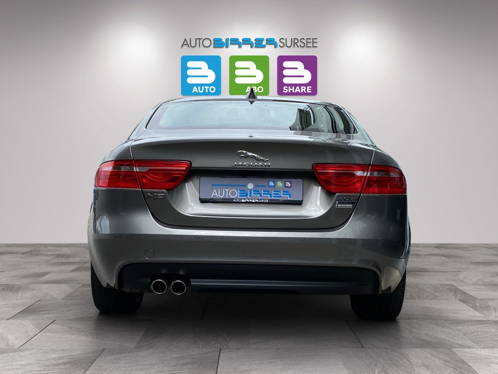 JAGUAR XE 2.0 D 180 Prestige AWD, Diesel, Occasion / Utilisé, Automatique - 6