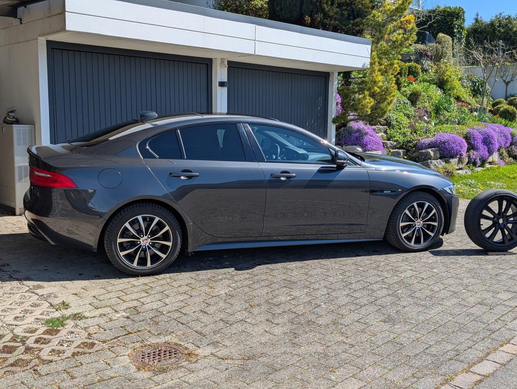 JAGUAR XE 2.0 D 180 R-Sport AWD, Diesel, Occasion / Gebraucht, Automatik - 4