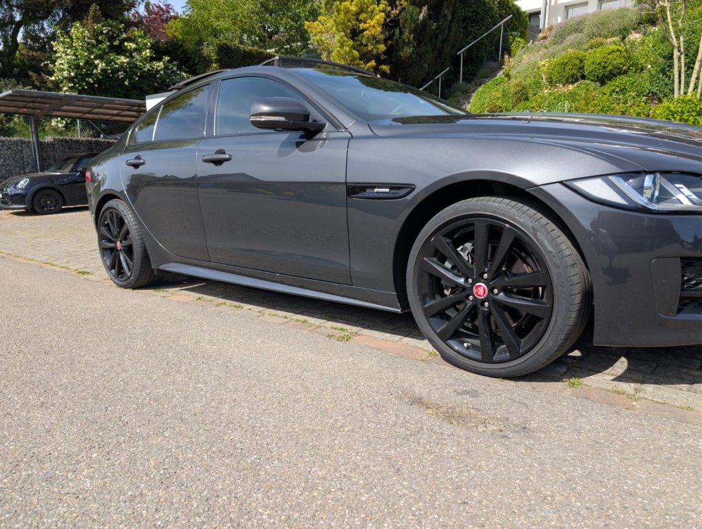 JAGUAR XE 2.0 D 180 R-Sport AWD, Diesel, Occasion / Gebraucht, Automatik - 2