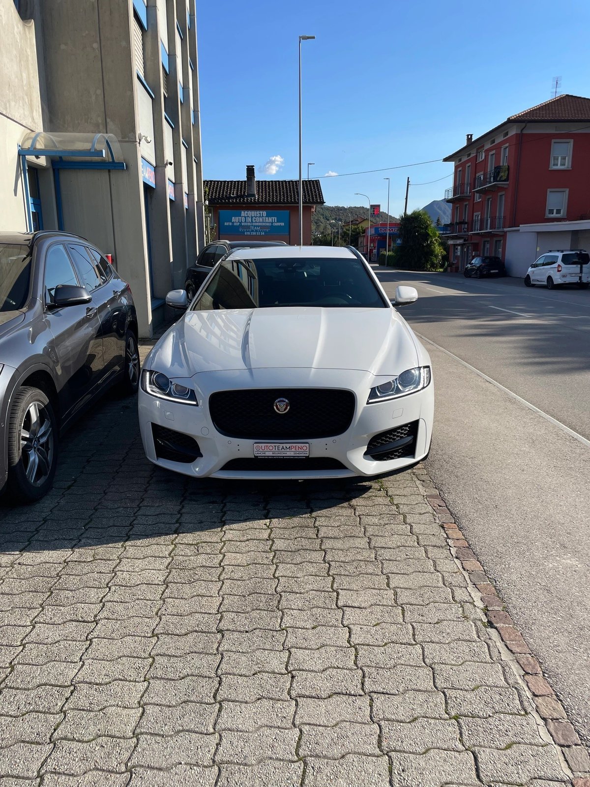 JAGUAR XF Sportbrake 240 R-Sport AWD Automatic, Diesel, Occasioni / Usate, Automatico - 2