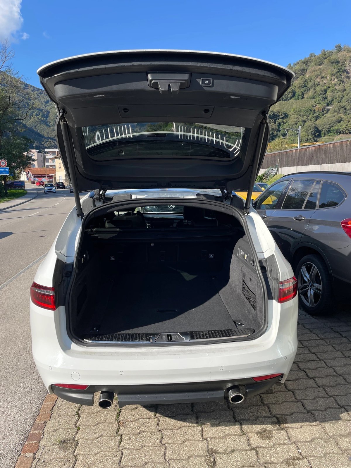 JAGUAR XF Sportbrake 240 R-Sport AWD Automatic, Diesel, Occasioni / Usate, Automatico - 7