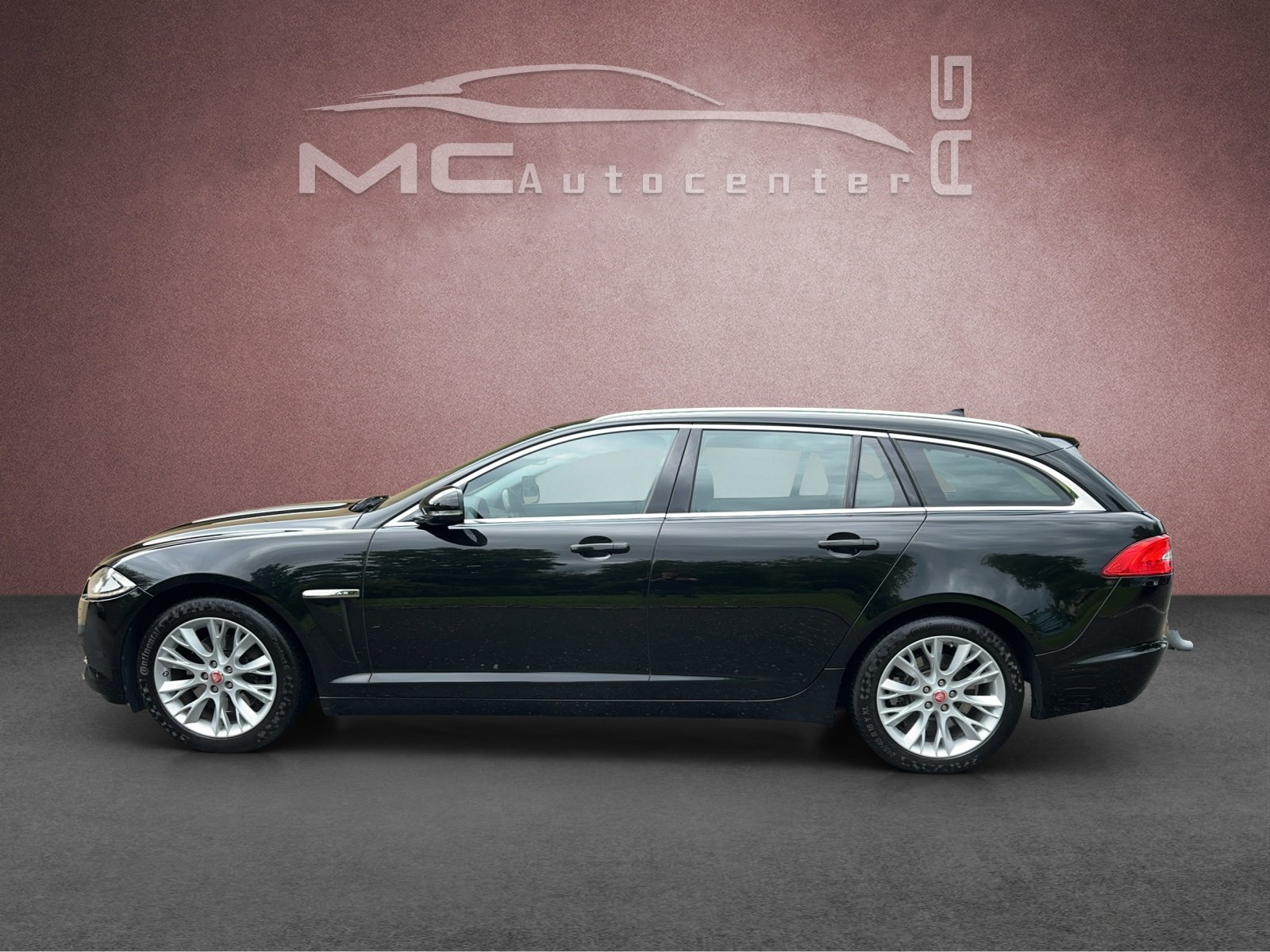 JAGUAR XF Sportbrake 2.2d Premium Luxury, Diesel, Occasion / Gebraucht, Automatik - 2
