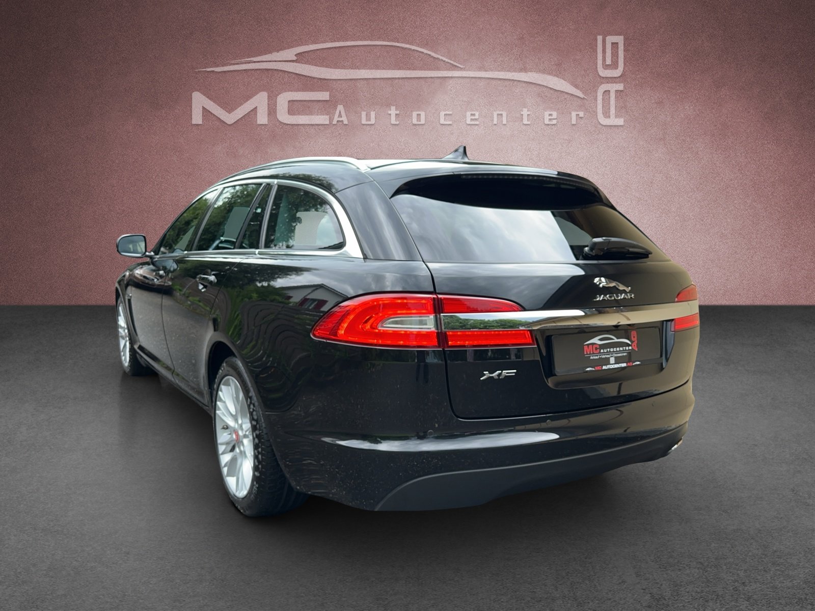 JAGUAR XF Sportbrake 2.2d Premium Luxury, Diesel, Occasion / Gebraucht, Automatik - 3