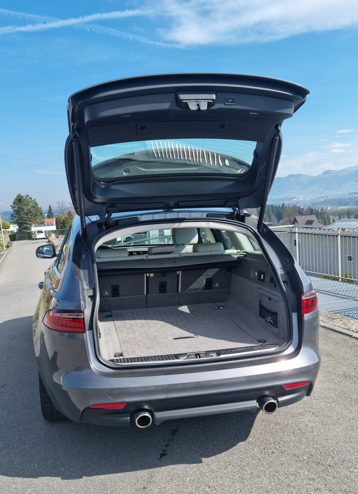 JAGUAR XF Sportbrake 3.0 V6 D Portfolio, Diesel, Occasion / Gebraucht, Automatik - 6