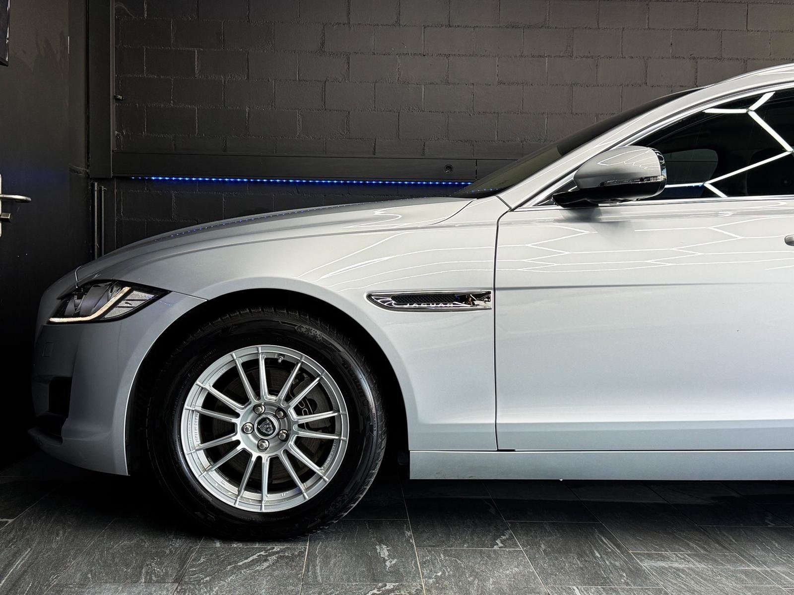 JAGUAR XF Sportbrake 20d Prestige AWD Automatic, Diesel, Occasion / Gebraucht, Automatik - 5