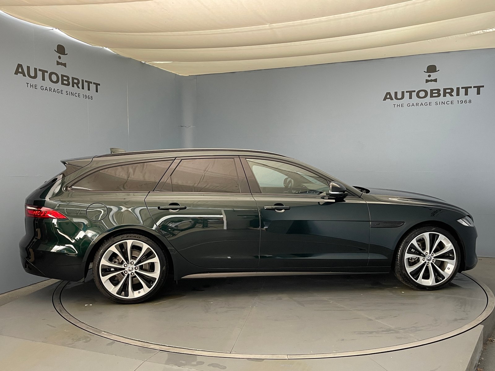 JAGUAR XF Sportbrake 2.0 I4 300 Sport AWD, Benzin, Occasion / Gebraucht, Automatik - 3