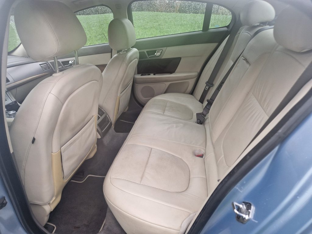 JAGUAR XF 4.2 V8 S/C, Essence, Occasion / Utilisé, Automatique - 7