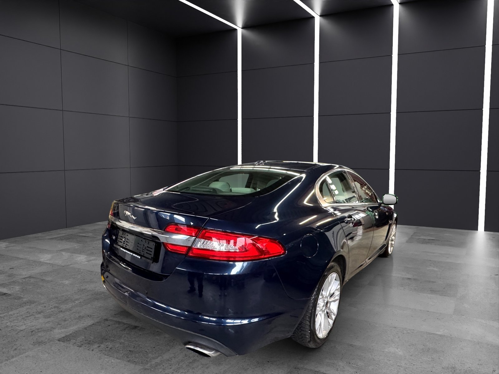 JAGUAR XF 5.0 V8, Benzin, Occasion / Gebraucht, Automatik - 6