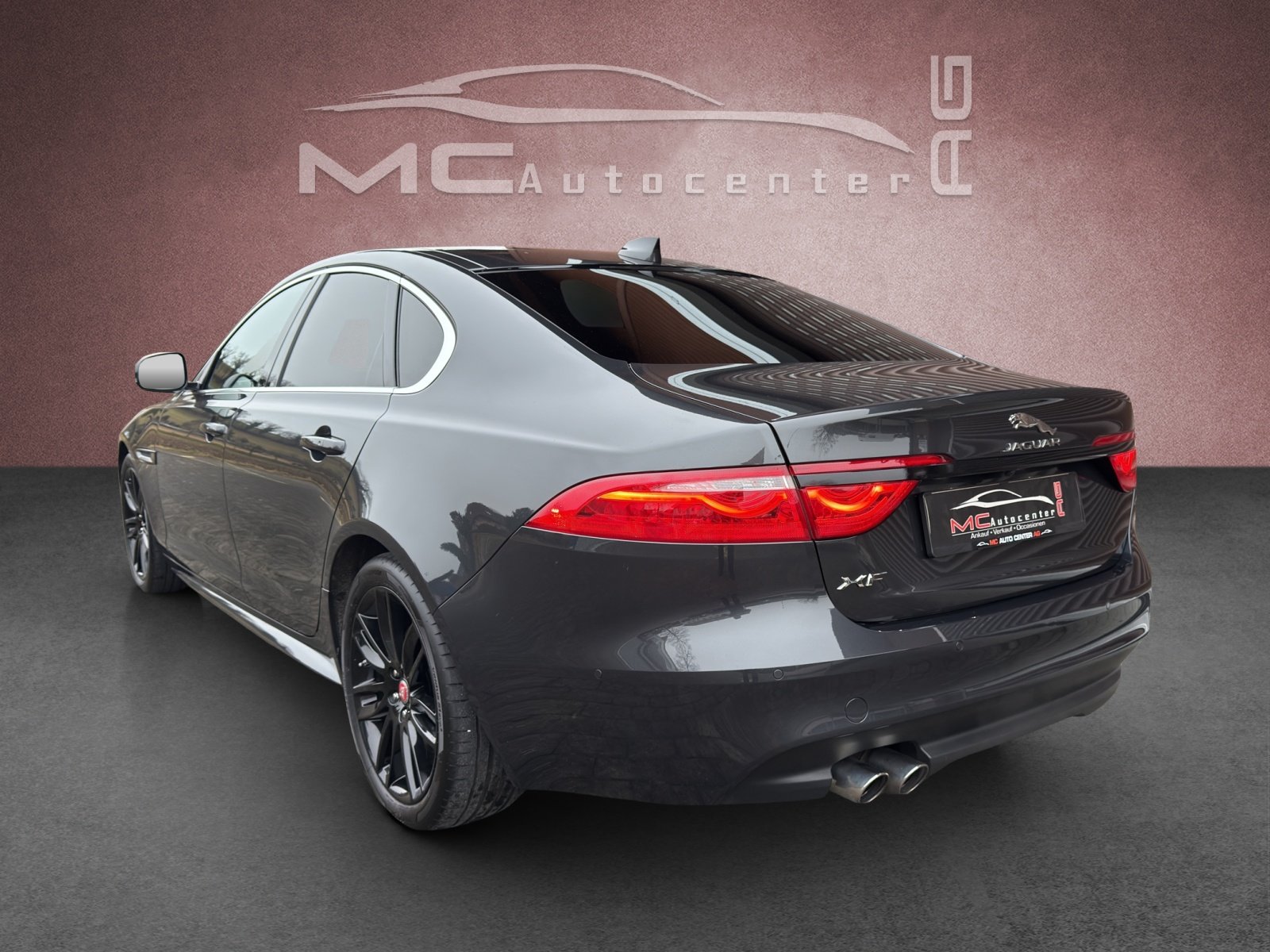 JAGUAR XF 20d R-Sport Automatic, Diesel, Occasioni / Usate, Automatico - 3