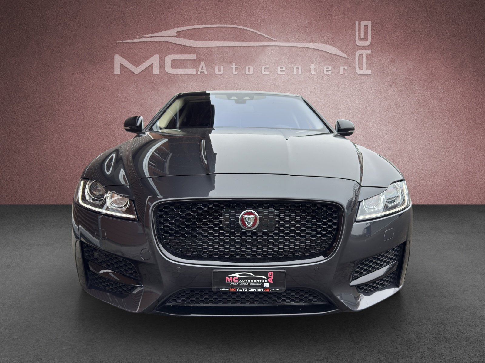 JAGUAR XF 20d R-Sport Automatic, Diesel, Occasioni / Usate, Automatico - 4