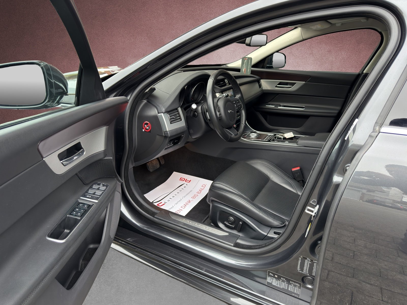 JAGUAR XF 20d R-Sport Automatic, Diesel, Occasioni / Usate, Automatico - 7