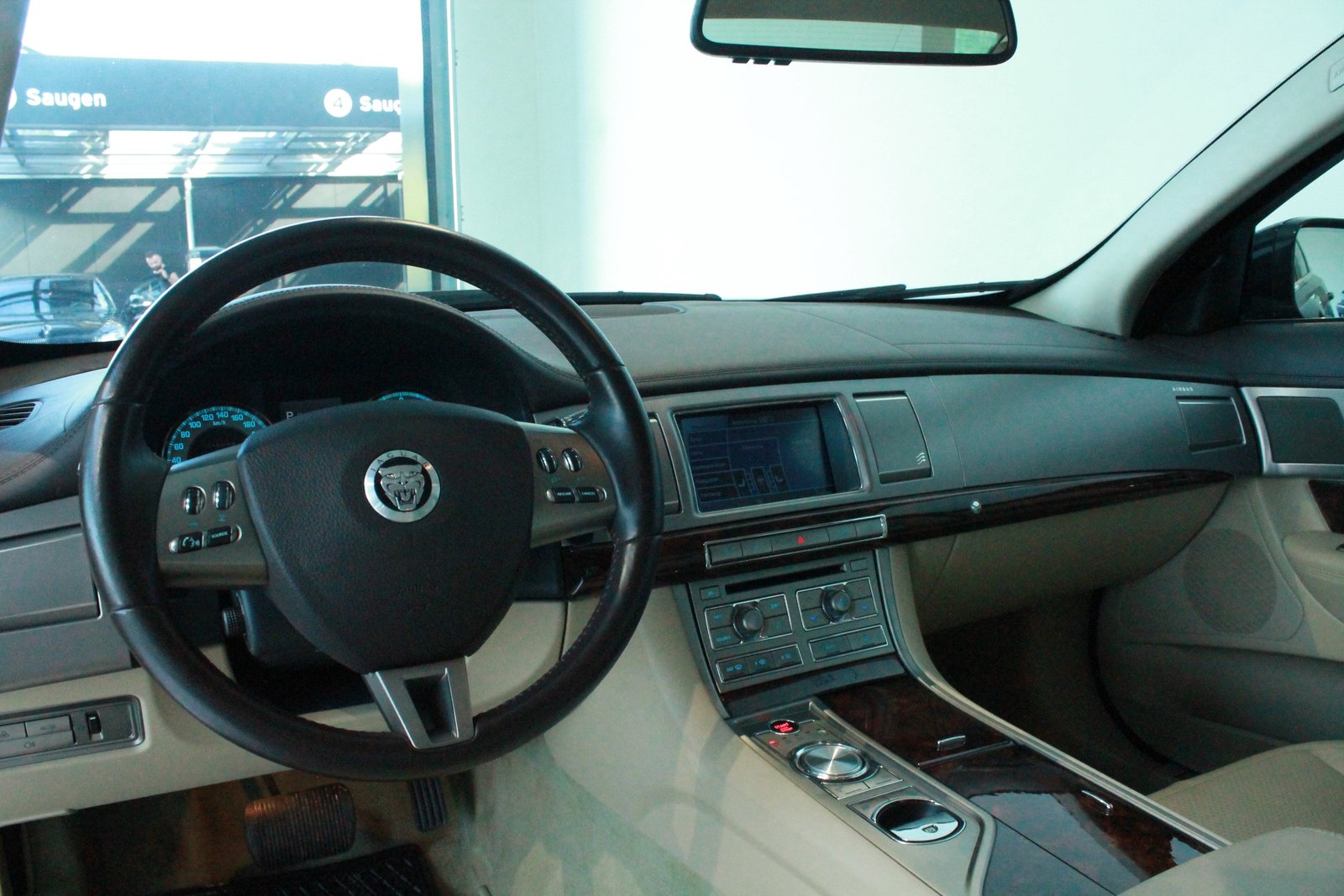 JAGUAR XF 3.0d S V6 Premium Luxury, Diesel, Occasion / Gebraucht, Automatik - 4