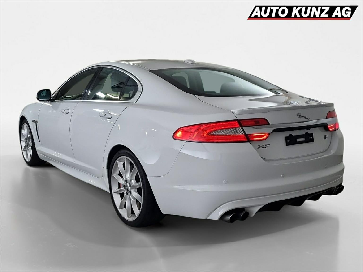 JAGUAR XF 5.0 V8 S/C XFR MOTORSCHADEN, Benzin, Occasion / Gebraucht, Automatik - 2