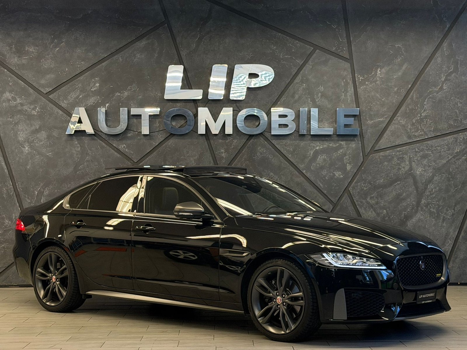 JAGUAR XF 30t 300 Sport AWD, Benzin, Occasion / Gebraucht, Automatik - 3