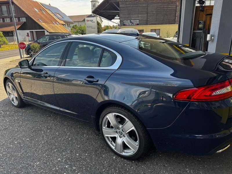 JAGUAR XF 3.0 V6 D Premium Luxury, Diesel, Occasion / Gebraucht, Automatik - 3