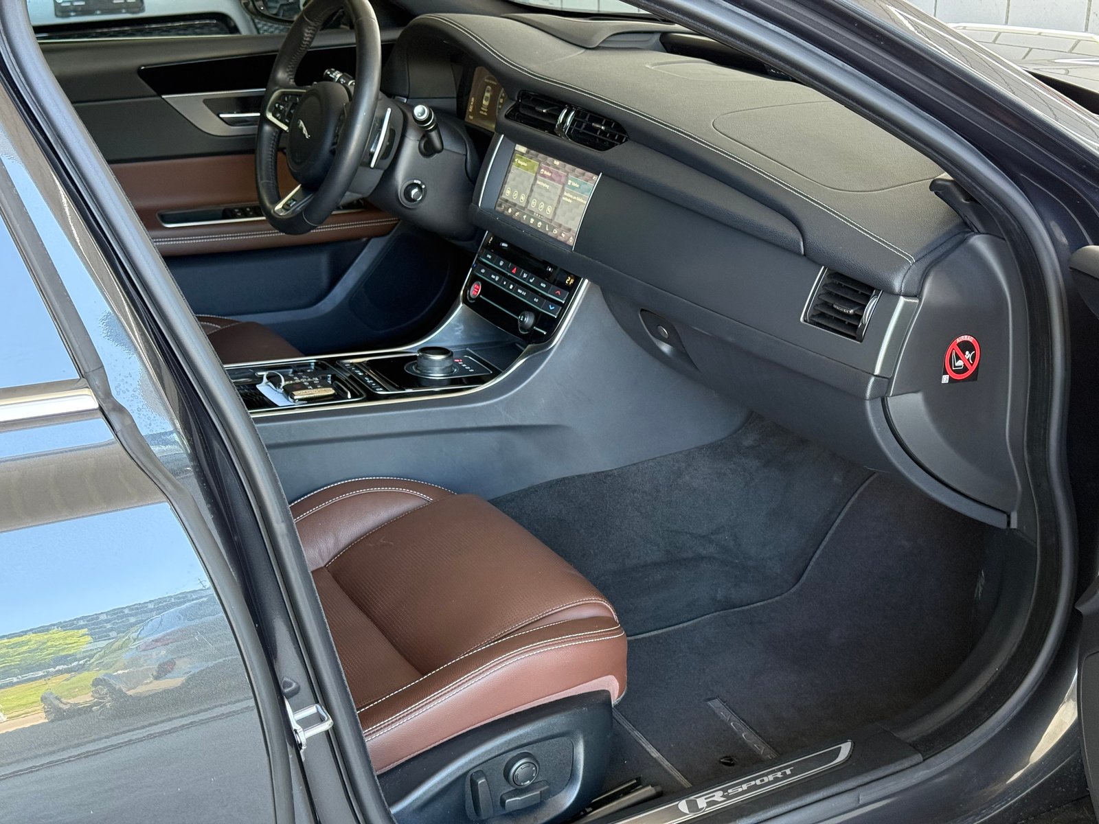JAGUAR XF 30t R-Sport AWD, Benzina, Occasioni / Usate, Automatico - 7