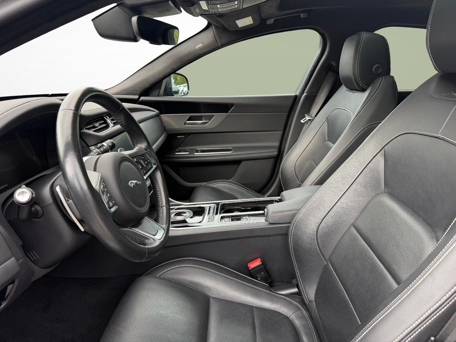JAGUAR XF 2.0 T 300 Chequered Flag AWD, Benzina, Occasioni / Usate, Automatico - 2