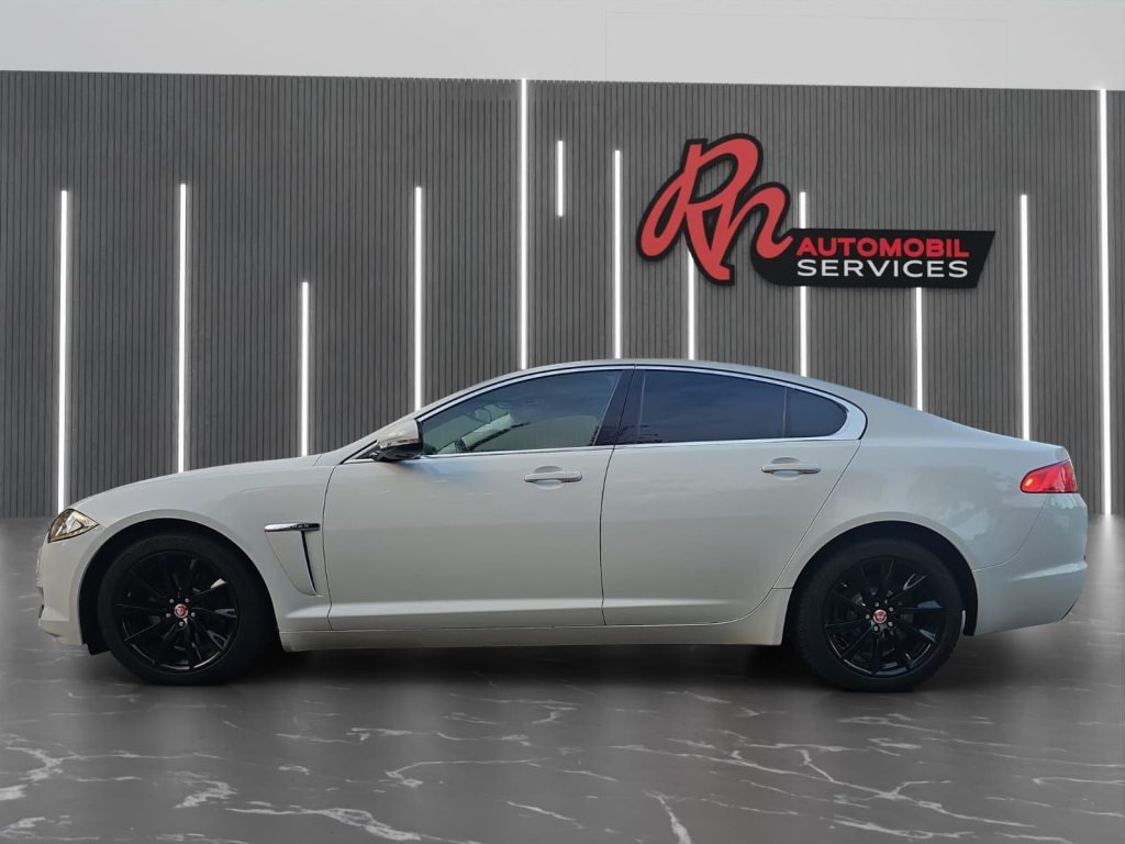 JAGUAR XF 2.2 D, Diesel, Occasion / Gebraucht, Automatik - 2