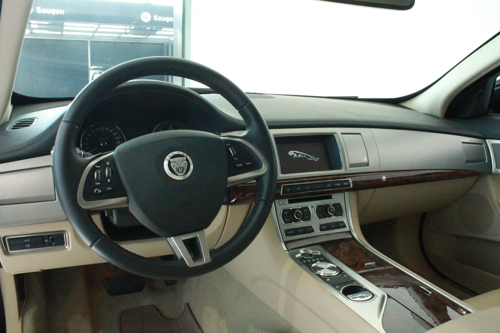 JAGUAR XF 3.0d V6, Diesel, Voiture de démonstration, Automatique - 4